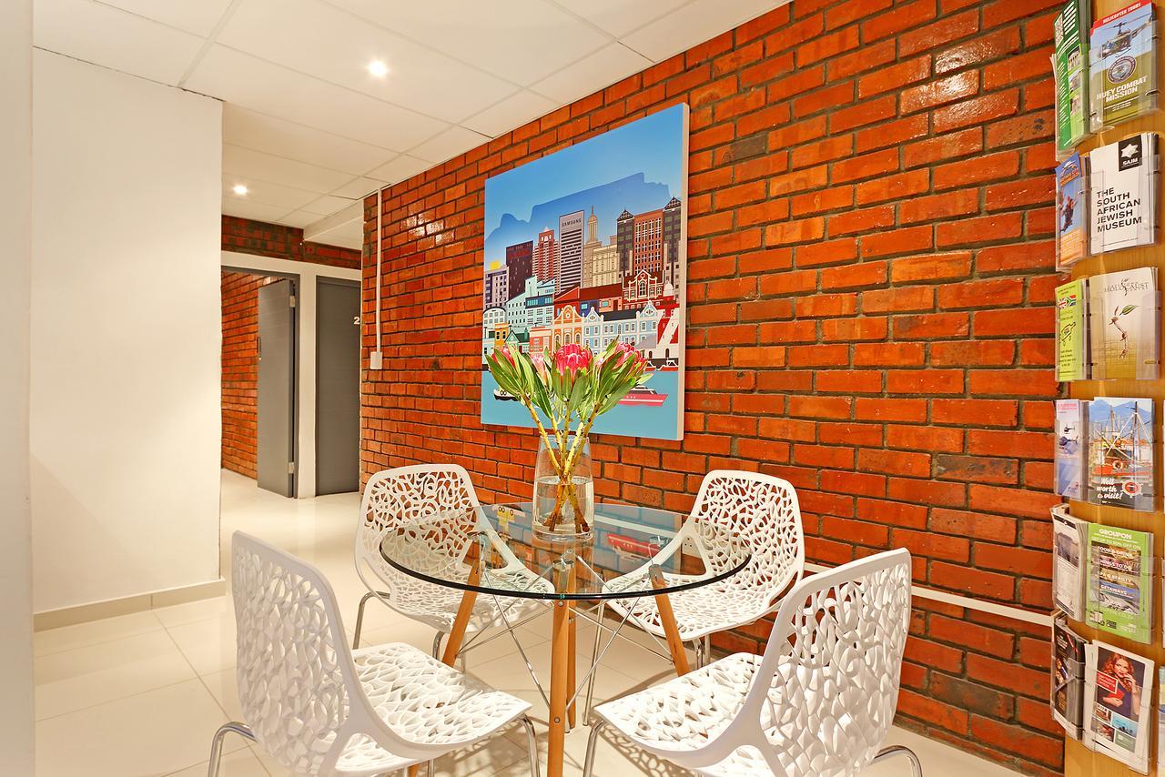 The Rhino Hotel & Apartments Cape Town Exterior photo