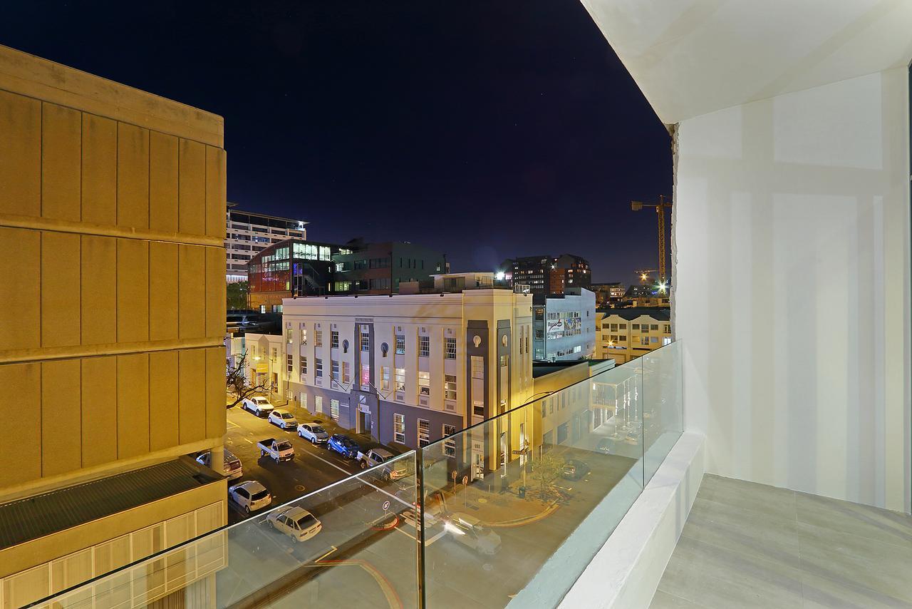 The Rhino Hotel & Apartments Cape Town Exterior photo